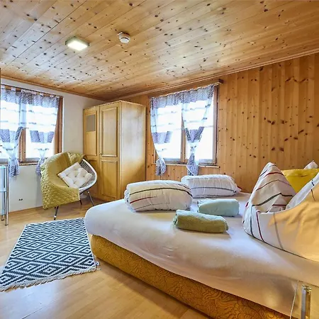Neuhornbachhaus Apartment